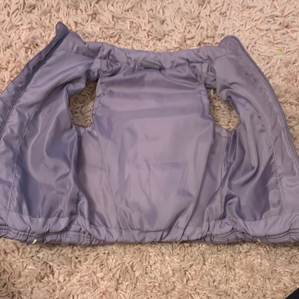 Puma Kids Vest in Gray with Neon Green Accents - Picture 4 of 4